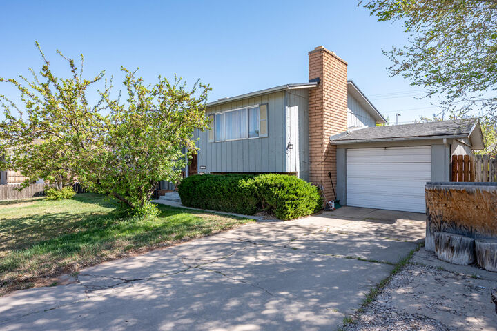 Property Photo:  298 N 900 W  UT 84721 