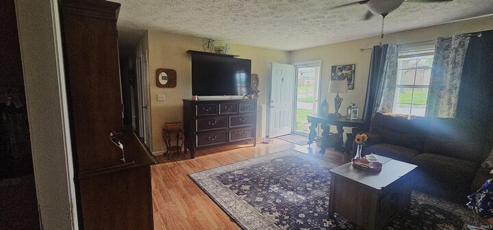 Property Photo:  1026 N Ann Street  IN 47601 