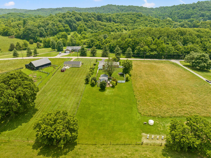 Property Photo:  7830 Lebanon Road  KY 40422 