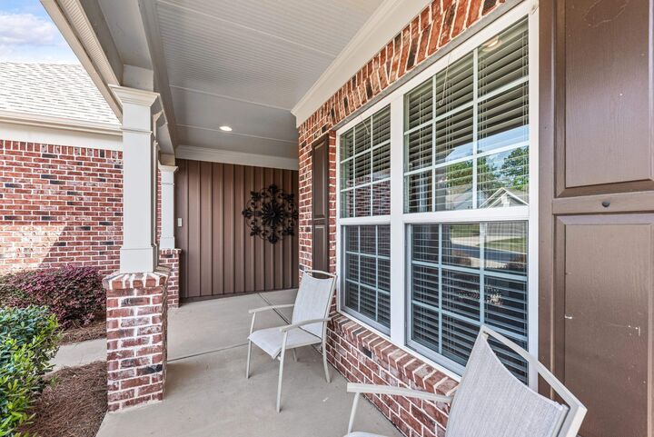 Property Photo:  1081 Branch Creek Way  GA 30642 