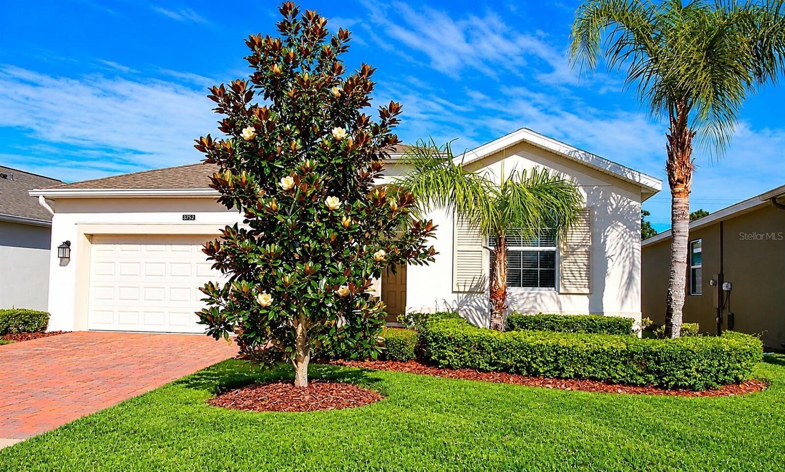 Property Photo: 3752 Quaint Lane FL 34711