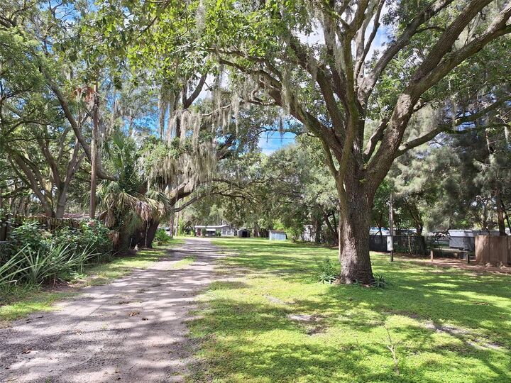 Property Photo:  1257 Lynchburg Road  FL 33850 
