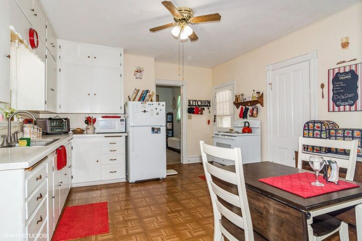 Property Photo:  314 E Maple Ave  WI 53916 