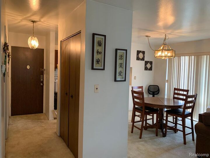 Property Photo:  22140 Dante  MI 48237 