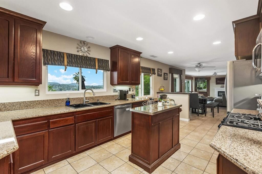 Property Photo: 220 Journeys End CA 92083