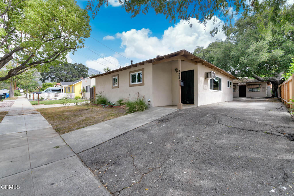 Property Photo: 132 Poinsettia Avenue CA 91016