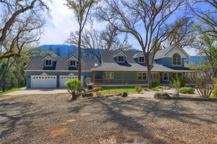 Property Photo:  46580 Vista Del Rio  CA 93644 