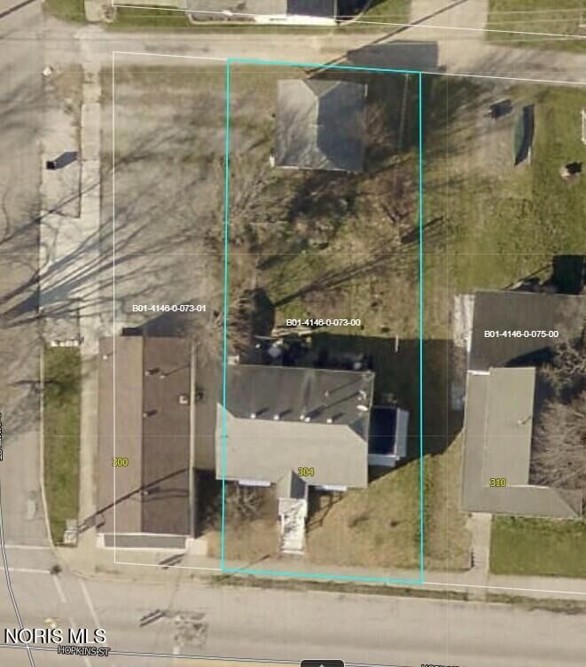 Property Photo:  304 Hopkins Street  OH 43512 