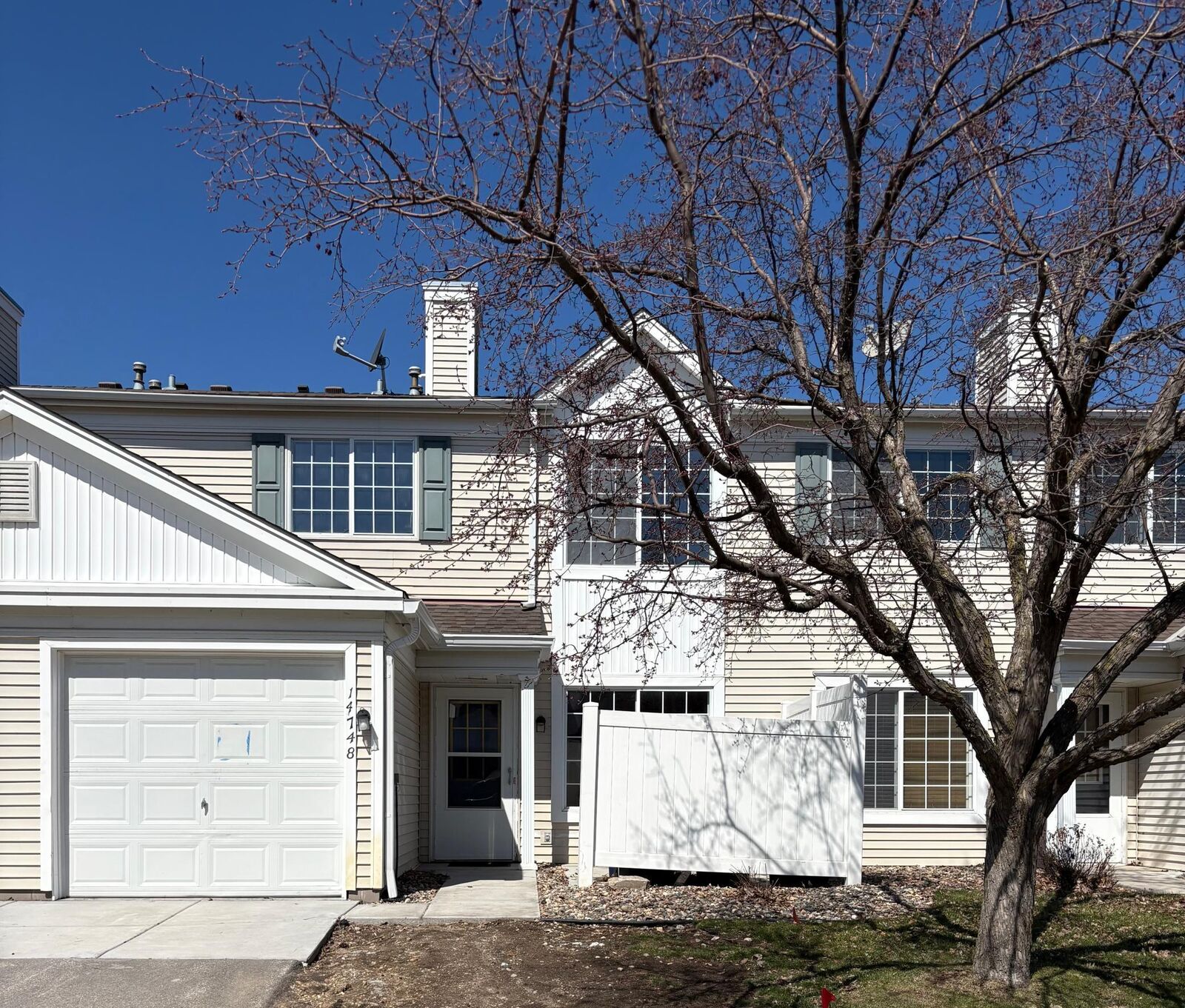 Property Photo:  14748 Excelsior Lane 10  MN 55124 