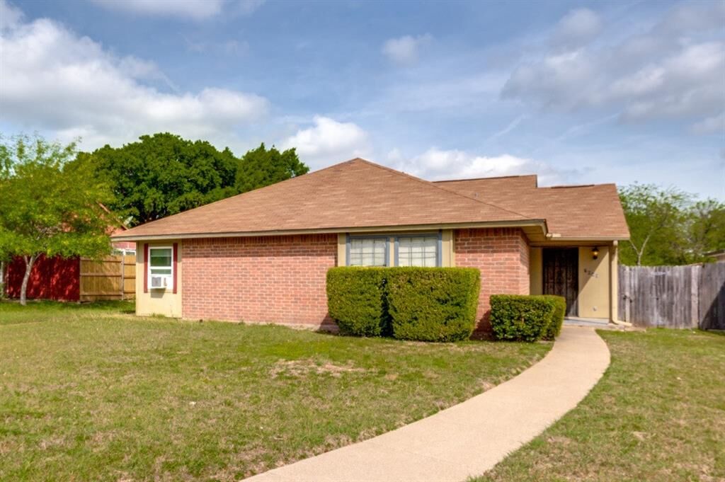 Property Photo:  7049 Sorcey Road  TX 75249 