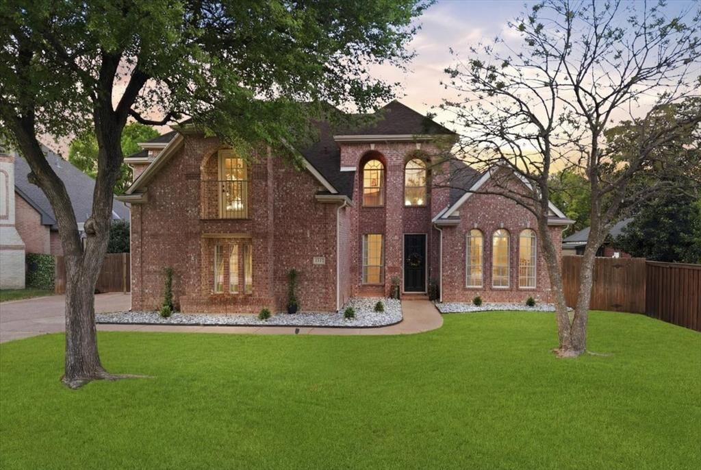 Property Photo:  2212 Danielle Drive  TX 76034 