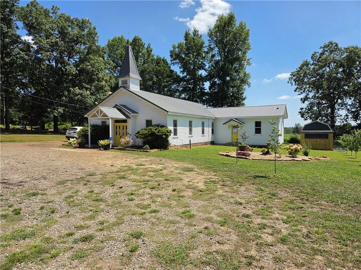 Property Photo: 4920 County Road 4160 AR 72852