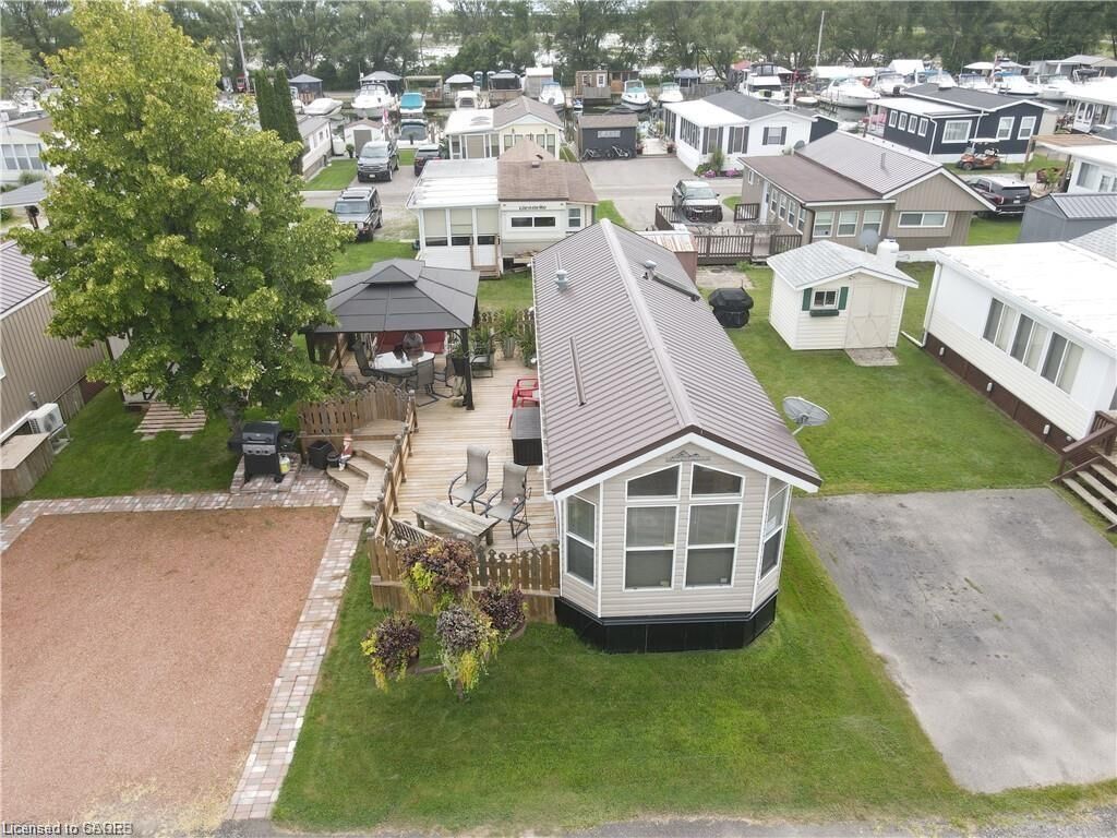 Property Photo: 92 Clubhouse Road 47 ON N0E 1T0