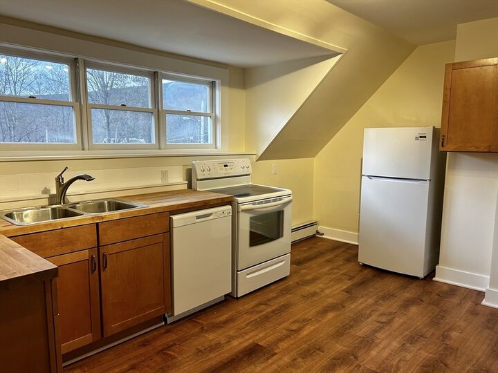 Property Photo: 46 Elm 2 MA 01338