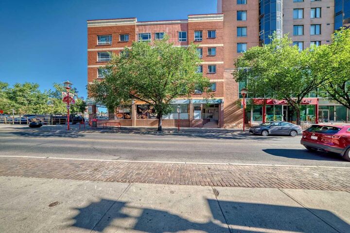 110 2 Avenue SE 512 — photo 1
