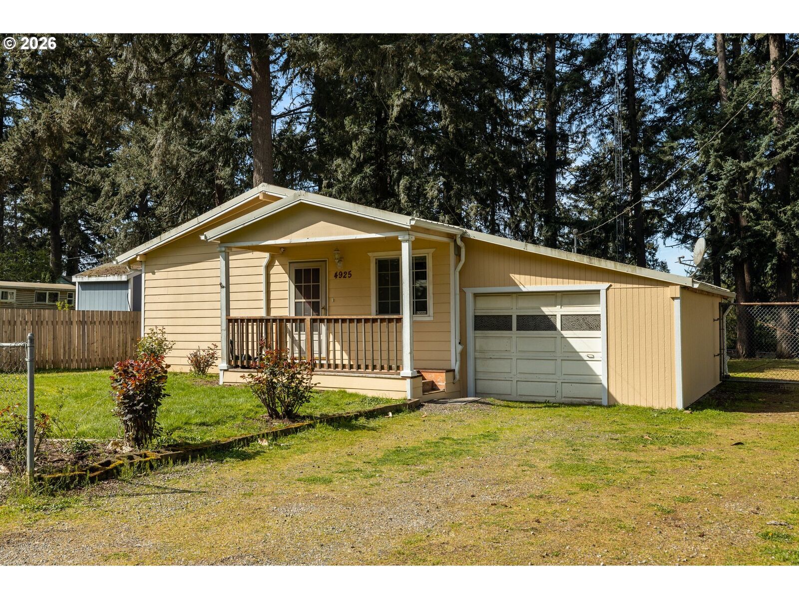 Property Photo:  4925 SE 133rd Ave  OR 97236 