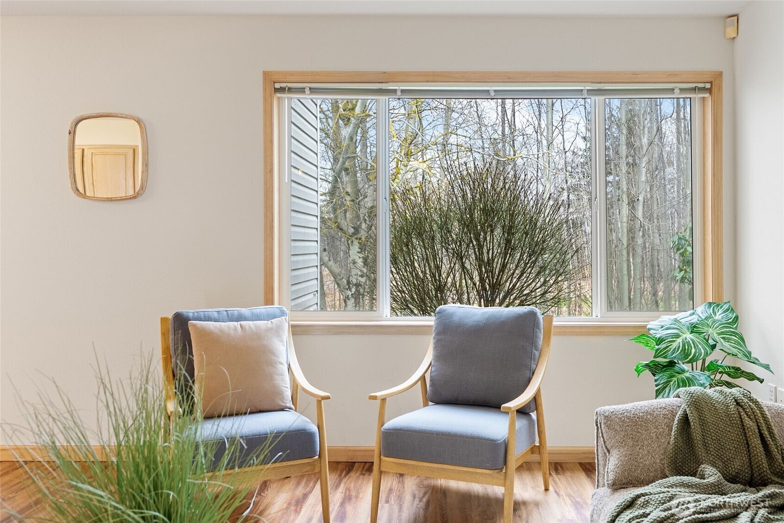 Property Photo: 627 W Horton Way 115 WA 98226