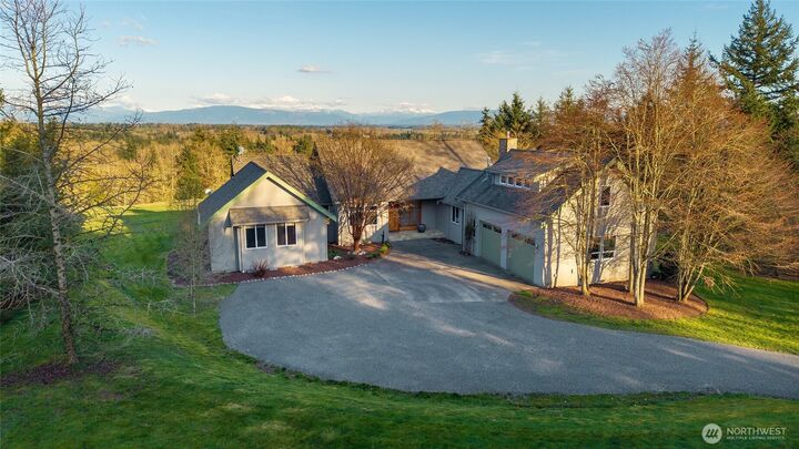 Property Photo: 2818 Stein Hill Lane WA 98240