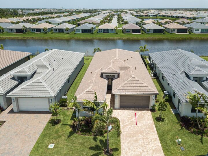 Property Photo: 11765 SW Poseidon Way FL 34987