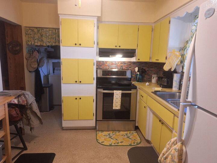 Property Photo:  4820 SW 11th Street  FL 33317 
