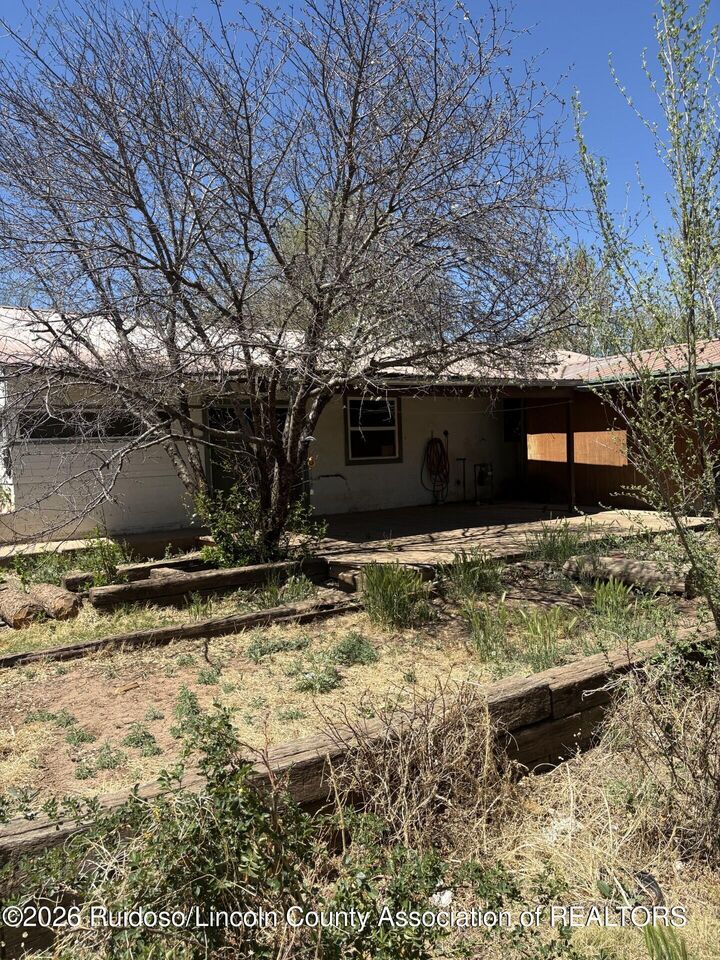 Property Photo: 104 Riverview Drive NM 88346
