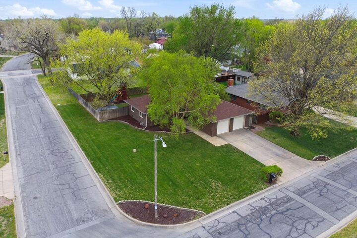 Property Photo: 1615 N Holland Ln KS 67212-1572