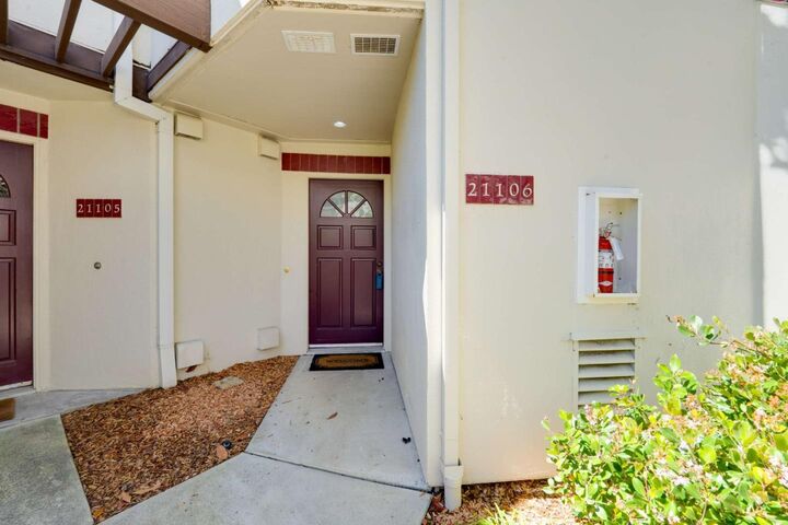 Property Photo:  540 Shorebird Circle 21106  CA 94065 