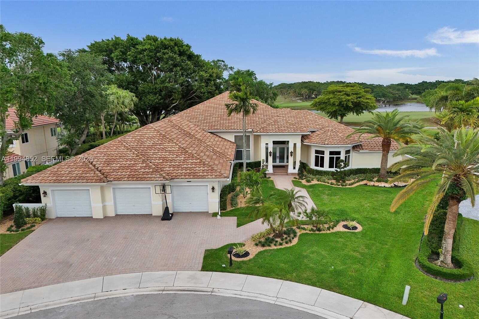 Property Photo: 2512 Princeton Court FL 33327