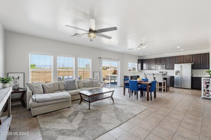 Property Photo:  10215 E Placita Pinole  AZ 85730 