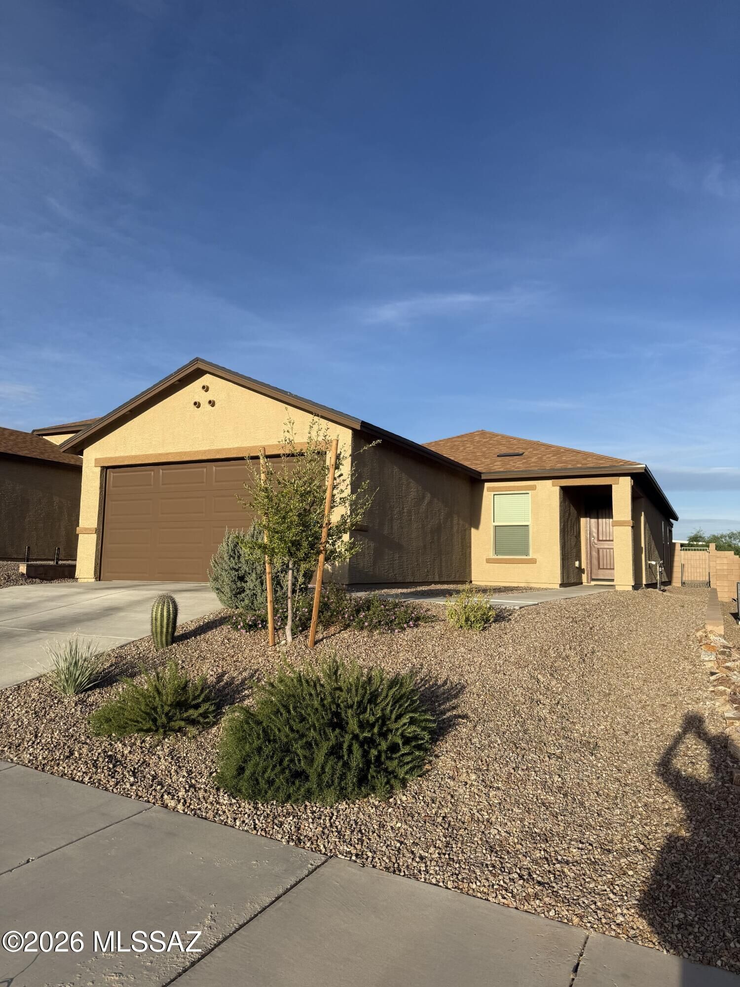 Property Photo:  6343 S Rigby Way  AZ 85746 