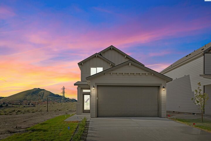 Property Photo:  10562 Clearwater Dr  WA 99336 