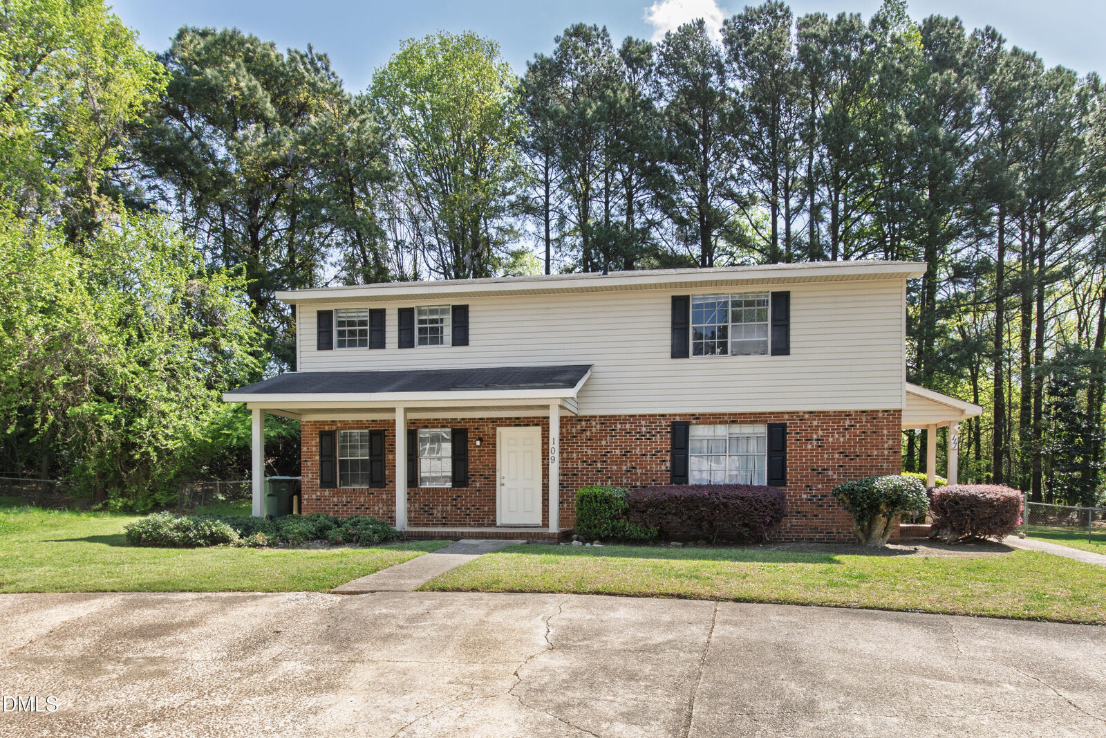 Property Photo:  109 Rainbow 109-111  NC 27511 