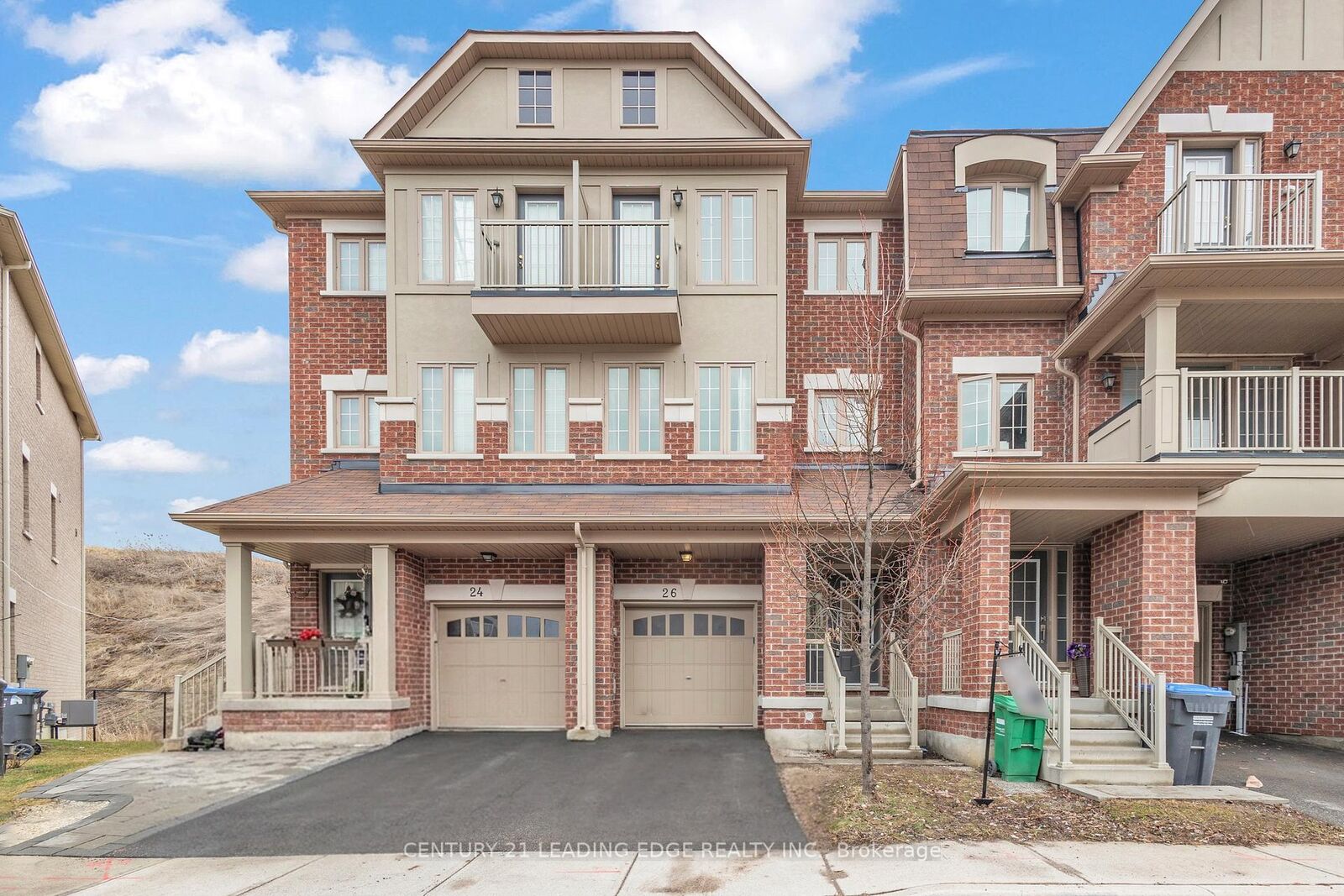 Property Photo:  26 Shiff Crescent  ON L6Z 0H5 