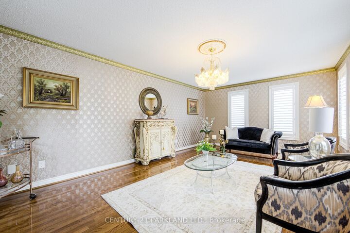 Property Photo:  1 Radley Street  ON L4L 8J7 