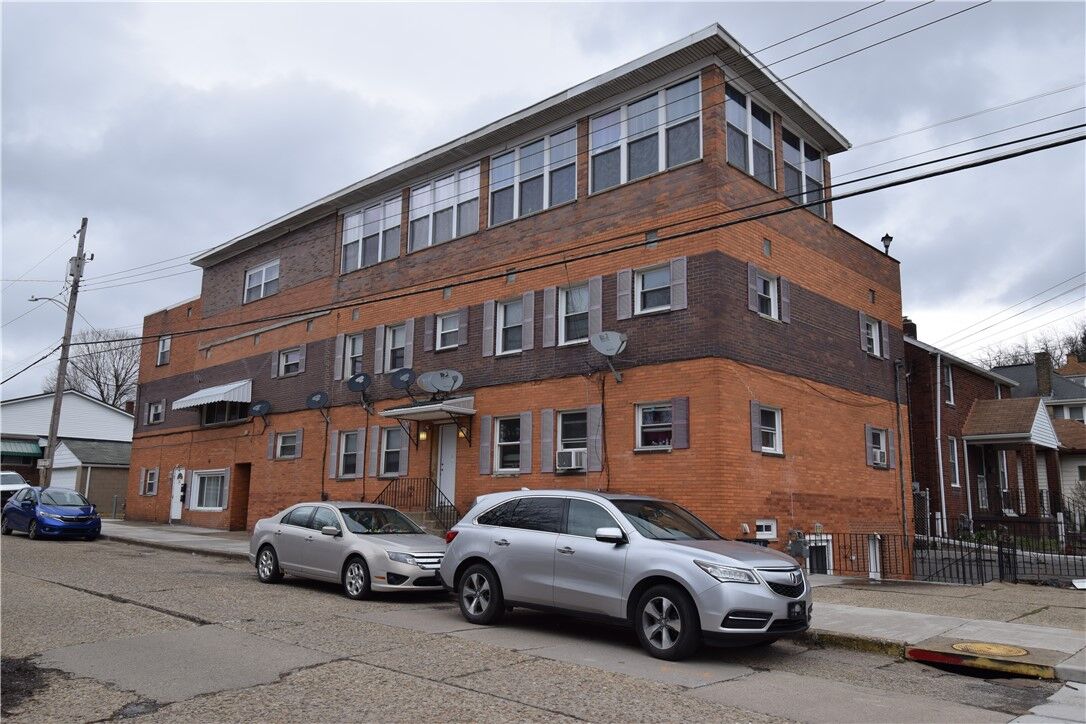 Property Photo:  801 23rd Street  PA 15003 