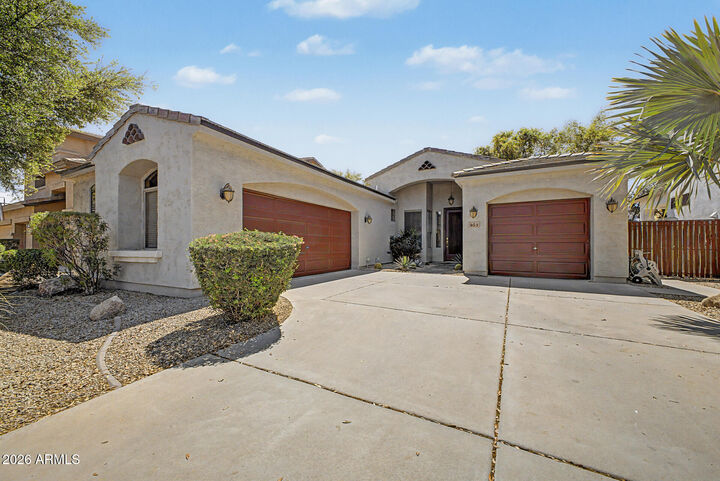 Property Photo:  957 E Scorpio Place  AZ 85249 