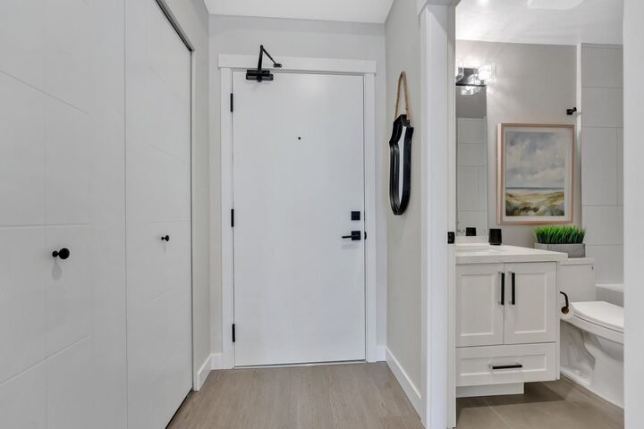Property Photo: 12109 223 Street 428 BC V2X 5Y6