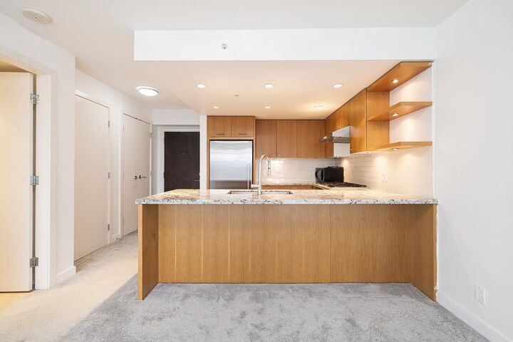 Property Photo: 1455 George Street 901 BC V4B 0A9