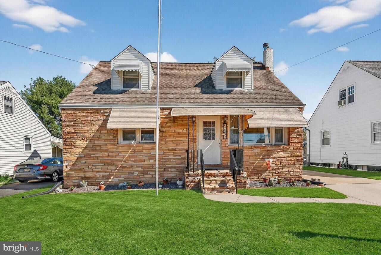 Property Photo: 2062 Kinter Avenue NJ 08610