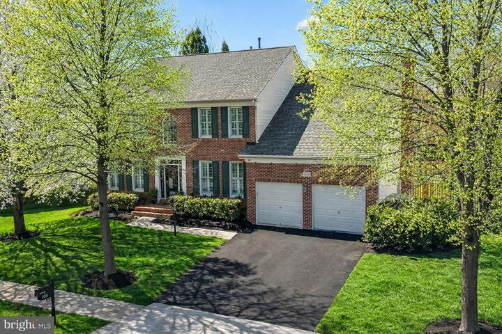 Property Photo:  22817 Portico Place  VA 20148 