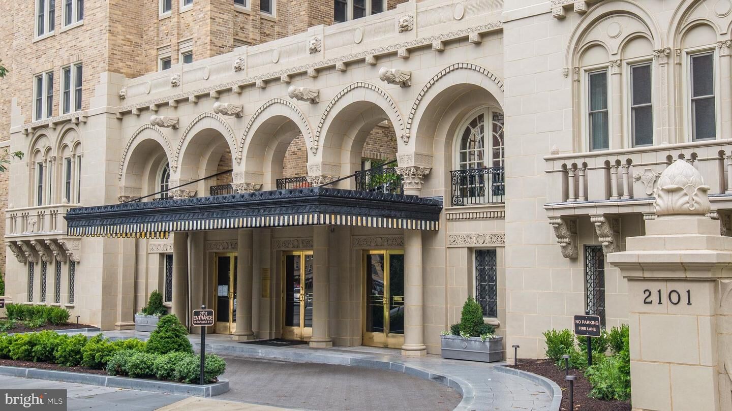 Property Photo:  2101 Connecticut Avenue NW 36  DC 20008 