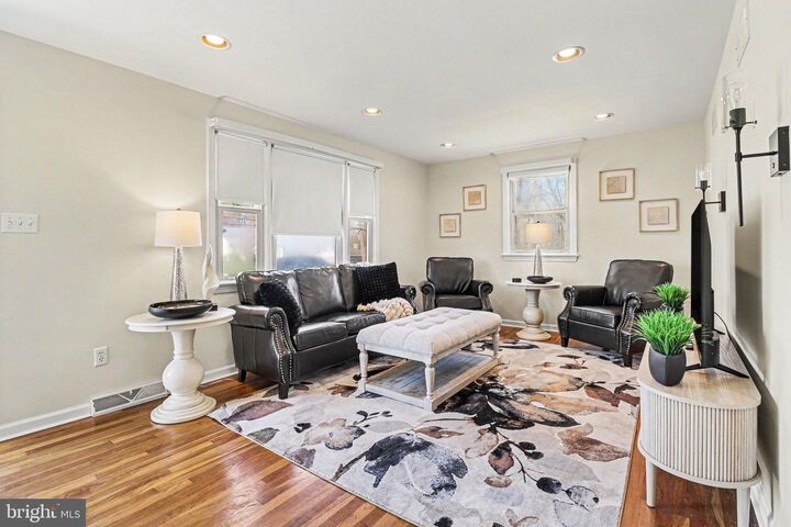 Property Photo:  913 Stehman Road  PA 17551 