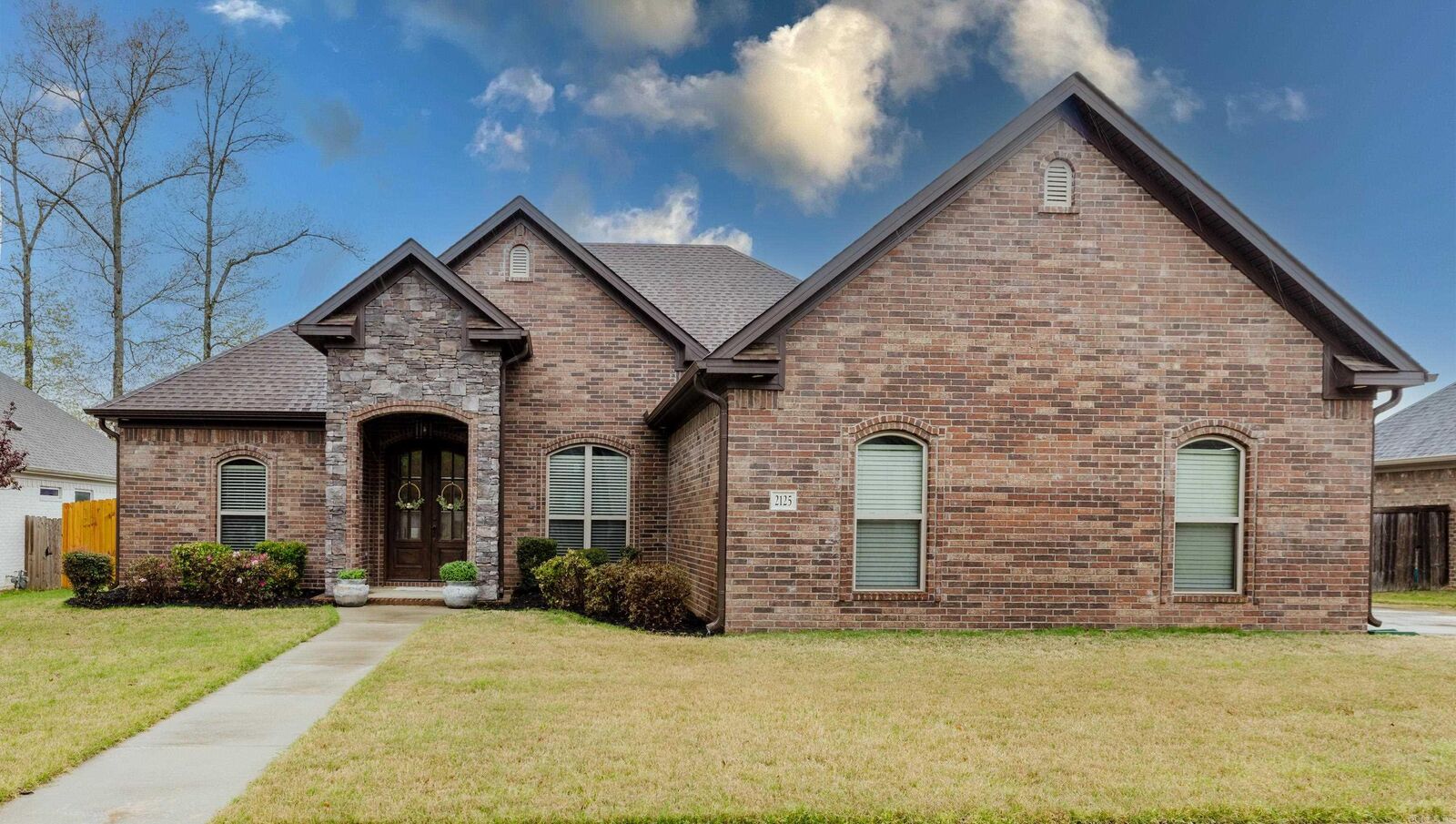 Property Photo: 2125 Avondale Drive AR 72019