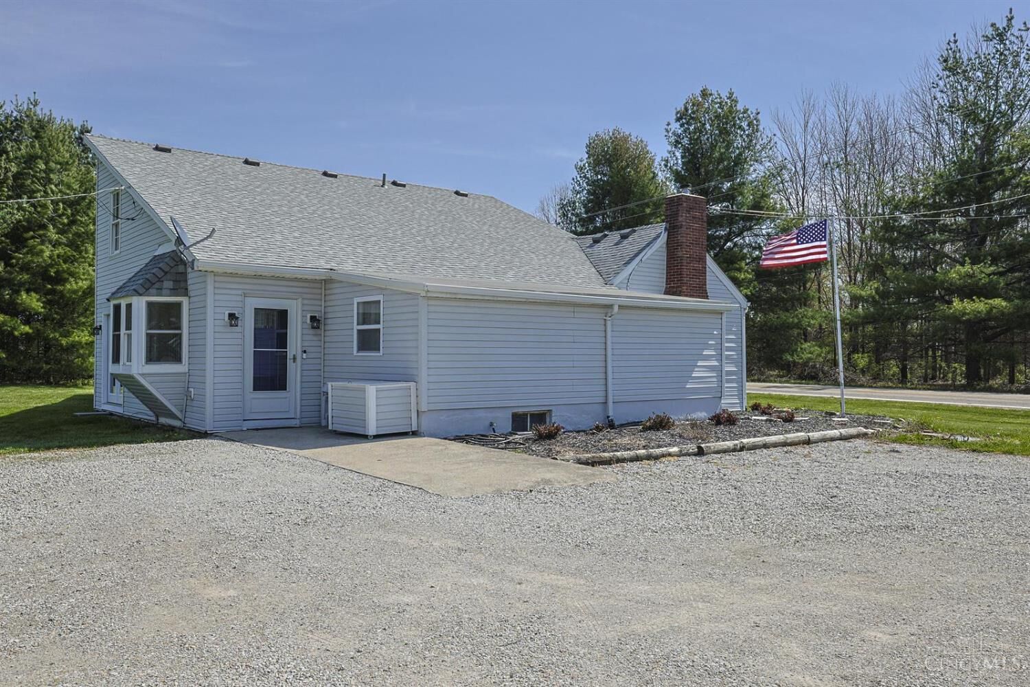 Property Photo: 4903 State Route 132 OH 45152
