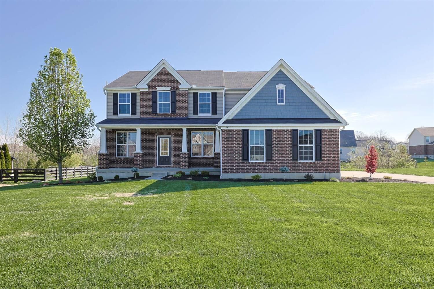 Property Photo:  5598 Kingham Way  OH 45044 