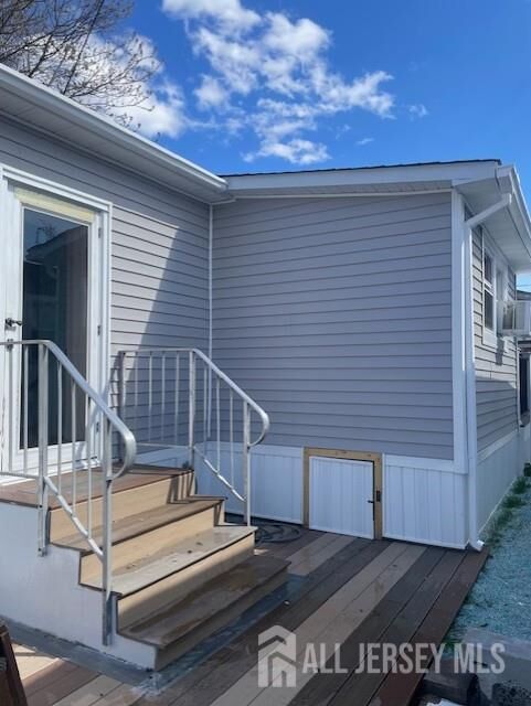 Property Photo:  29 Freddie Avenue  NJ 07001 