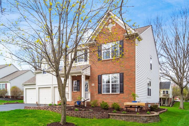 Property Photo:  5117 Thornwood Drive  OH 43082 