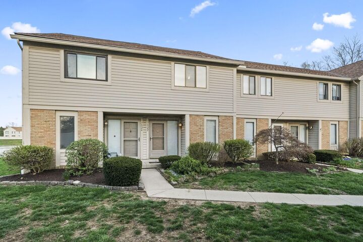 Property Photo:  7522 Stone Lake Drive  OH 43016 