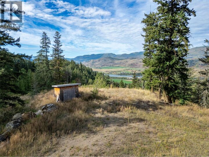 Property Photo:  7 Riverwind Drive  BC V0E 1M0 
