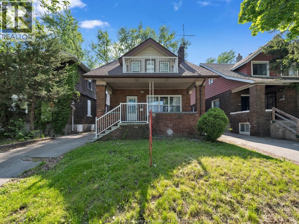 Property Photo:  353 Indian Road 6  ON N9E 2M1 